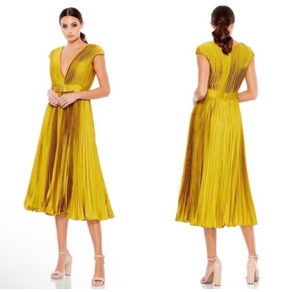 NWT MAC DUGGAL Pleated Cap Sleeve Belted ALine Dress 26483 Chartreuse Sz 10 $338 - Picture 5 of 6